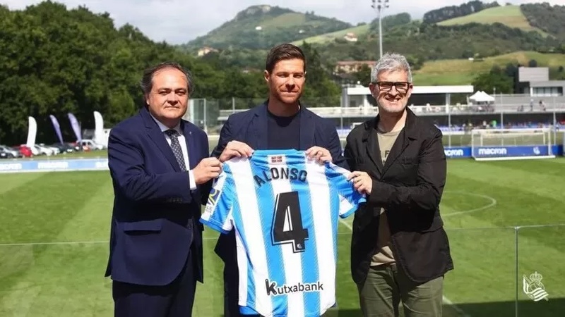 Huấn luyện viên Xabi Alonso - Cái tên xuất sắc được mong chờ